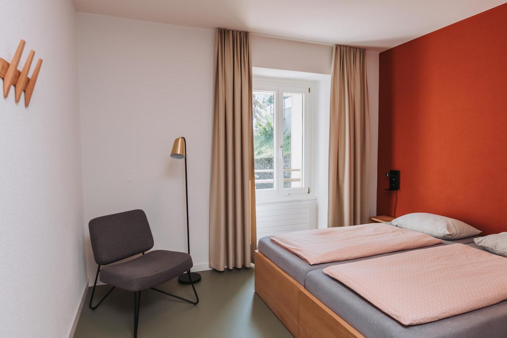 Montreux Youth Hostel Exterior photo