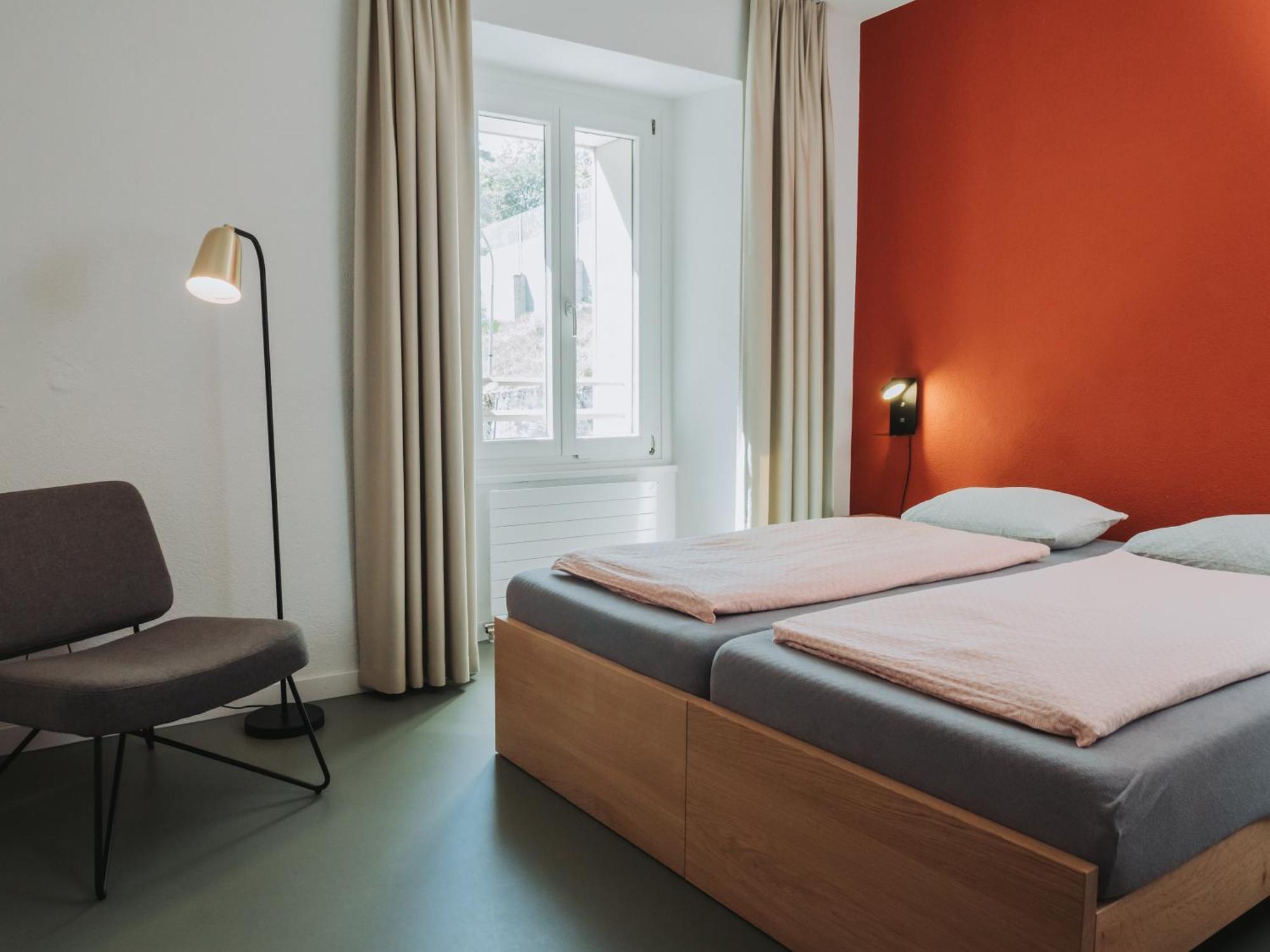 Montreux Youth Hostel Exterior photo
