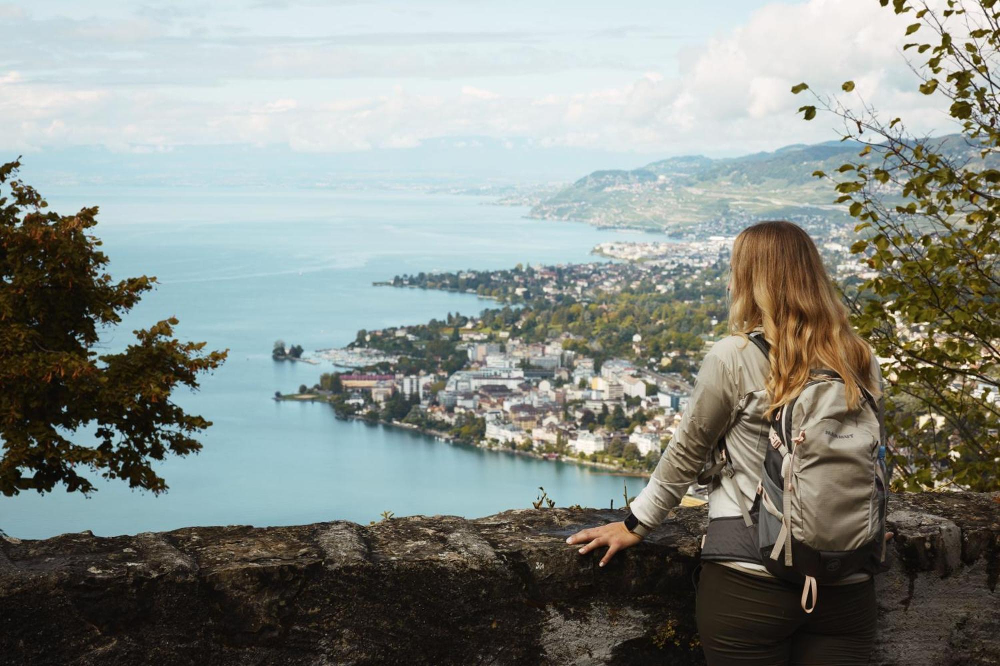 Montreux Youth Hostel Exterior photo